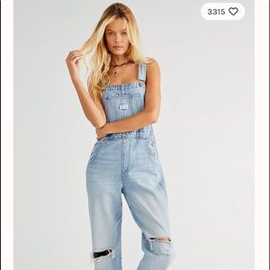 Levi’s vintage overalls free people